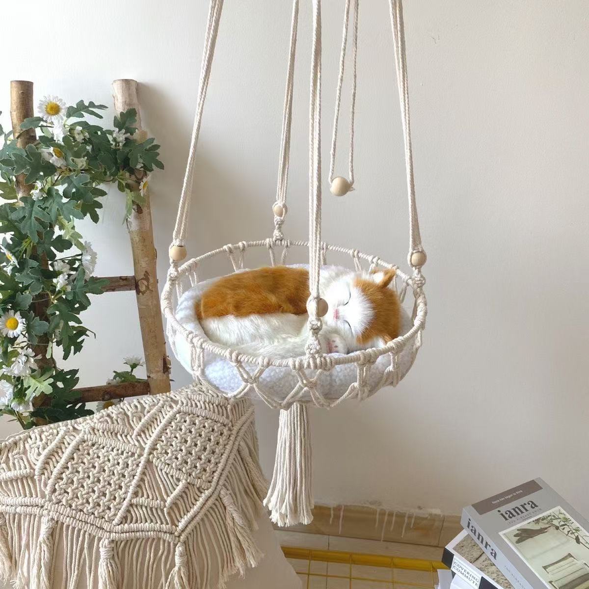 Malaysian-Style Cat Lounge Chair Swing 001