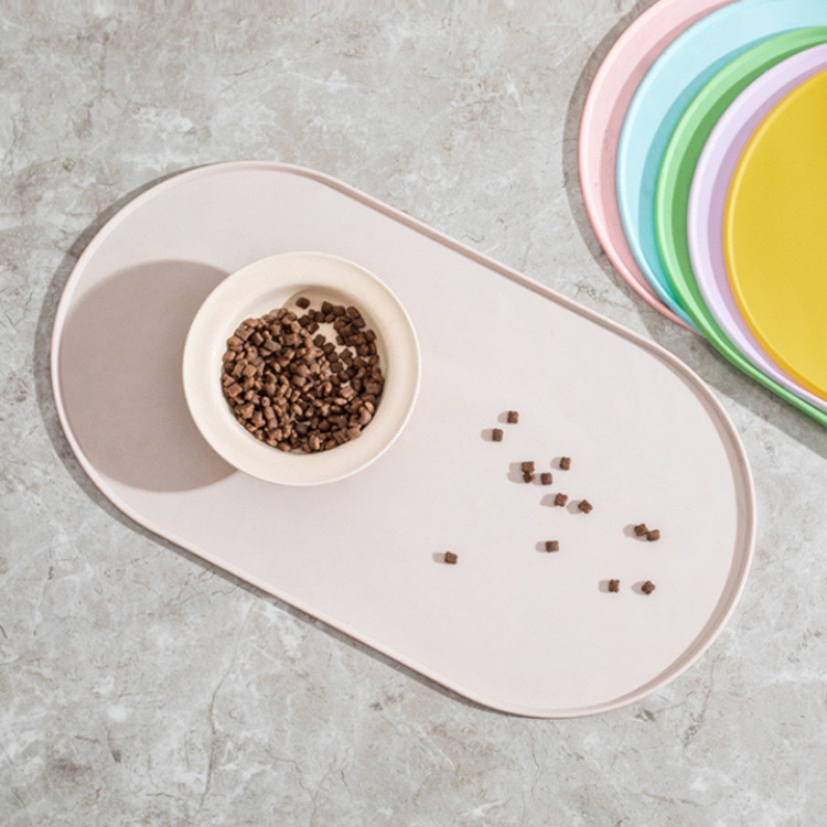 Oval non-slip cat feeding mat 25*45CM