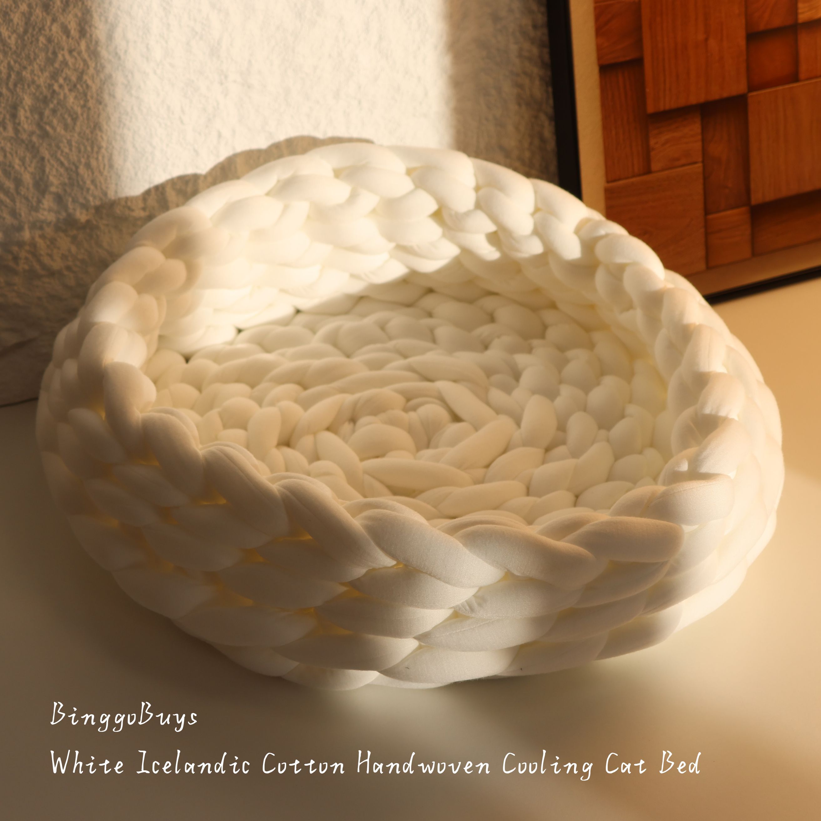 White Icelandic Cotton Handwoven Cooling Cat Bed 45-50CM